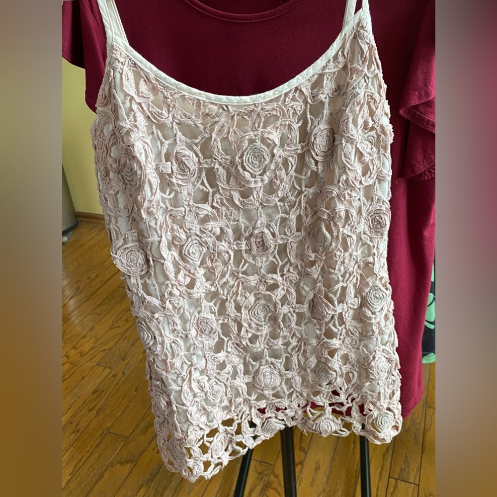 G: Bailey 44 light beige Floral Lace layered over lining- unique crochet lace